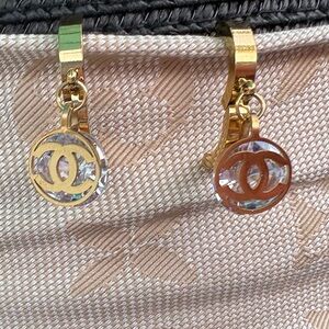 Diamond gold earrings